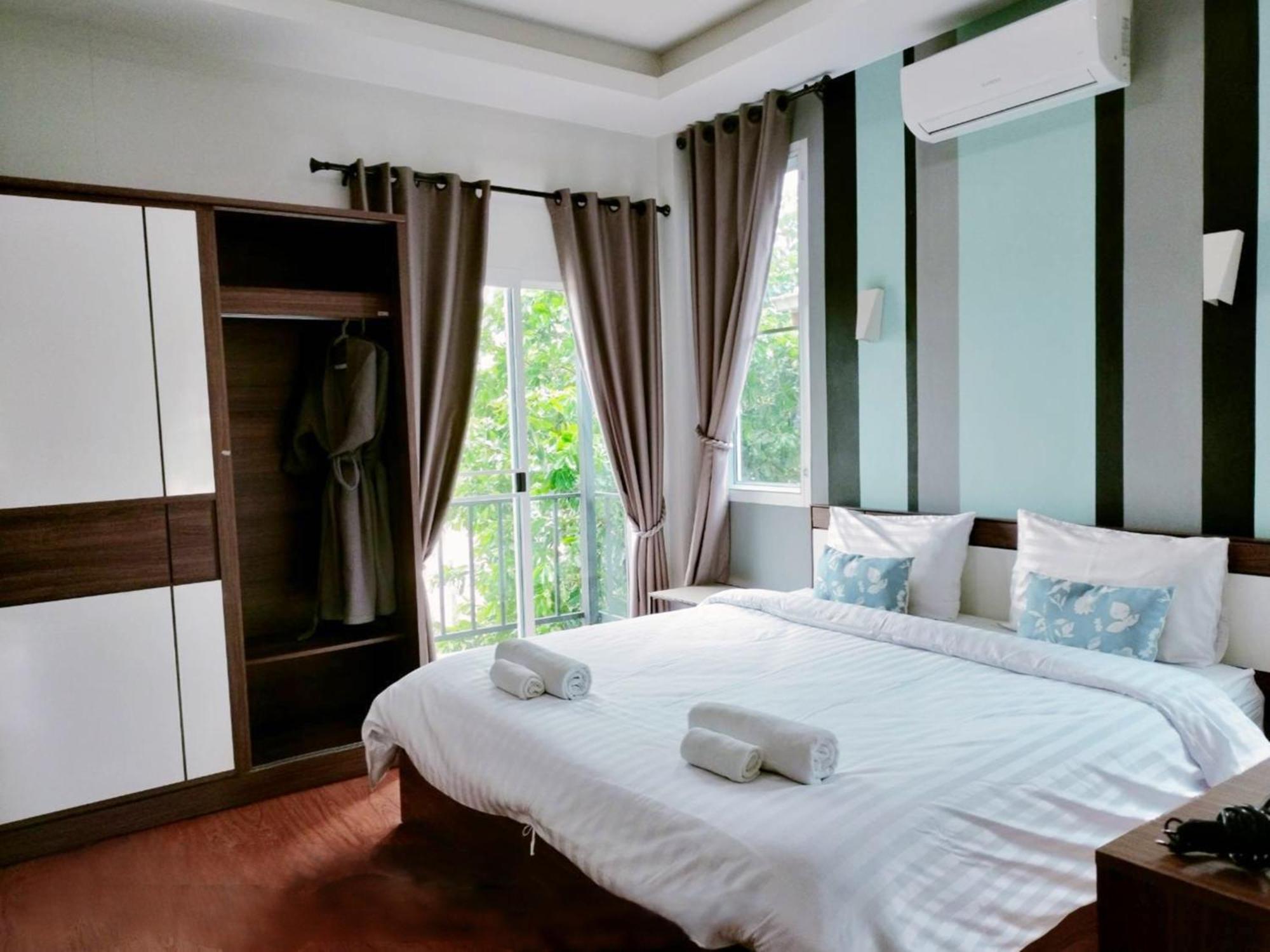 Villa Rajapruek Entire 3 Villas 7 Bedrooms Near Airport Chiang Mai Exterior photo