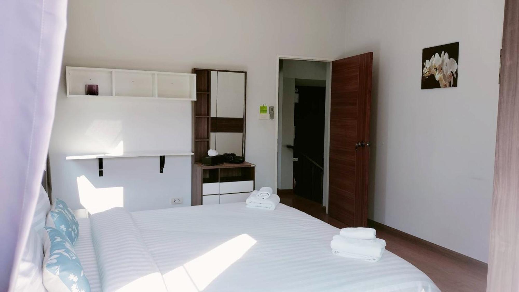 Villa Rajapruek Entire 3 Villas 7 Bedrooms Near Airport Chiang Mai Exterior photo